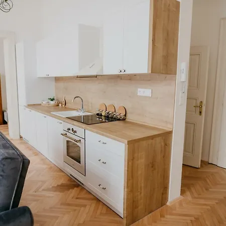 Cassovia Apartment *
